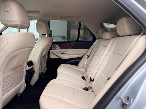 Used 2022 Mercedes-Benz GLE 350 4MATIC image 22