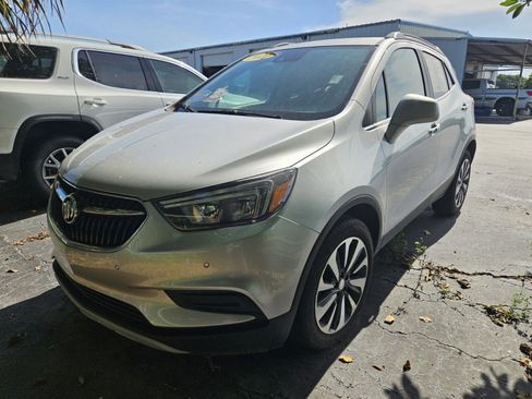 Used 2021 Buick Encore Preferred w/ Safety Package II image 2