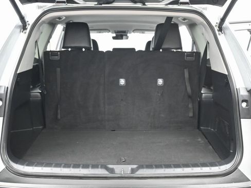 Used 2024 Toyota Grand Highlander XLE image 43
