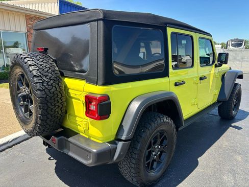 Used 2024 Jeep Wrangler Unlimited AWD/4WD image 3