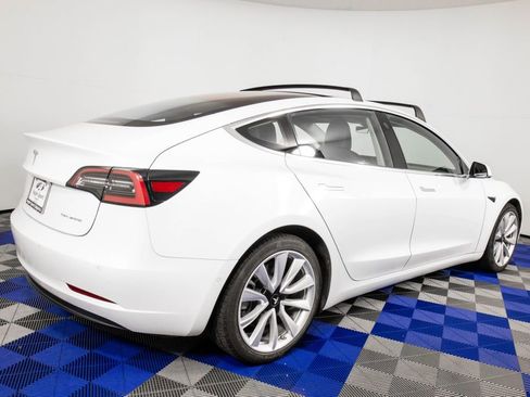 Used 2018 Tesla Model 3 Long Range image 5