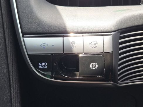 Used 2024 Hyundai Ioniq 5 Limited RWD image 17