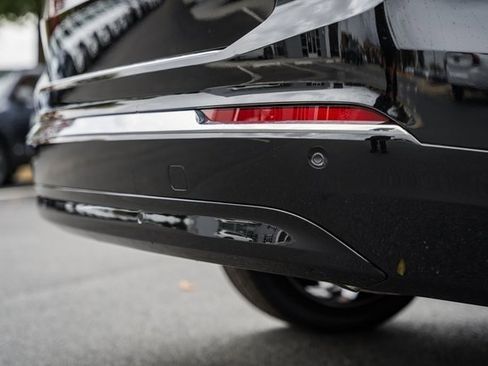 New 2026 Volvo XC90 B6 Plus image 6