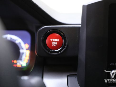 Used 2024 Toyota Tacoma TRD Sport image 23