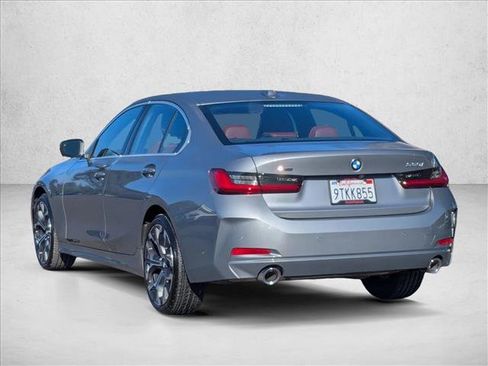 Used 2025 BMW 330i xDrive 330i xDrive w/ Premium Package image 8