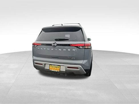 New 2025 Nissan Pathfinder Platinum w/ Cargo Package image 8
