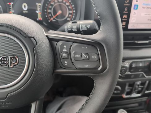 New 2025 Jeep Wrangler Unlimited Sport AWD/4WD image 21