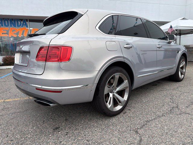 Used 2018 Bentley Bentayga AWD/4WD image 5