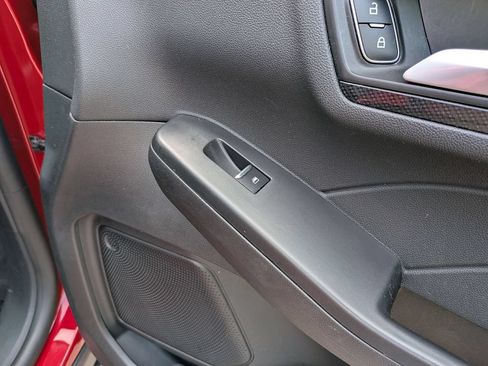 Used 2025 Ford Escape ST-Line AWD/4WD image 30