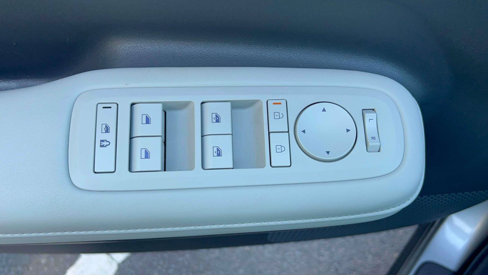 Used 2026 Hyundai Santa Fe SEL FWD image 26