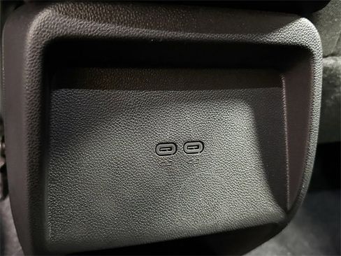 New 2026 Chevrolet Equinox EV LT image 27