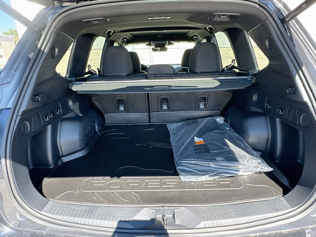 New 2026 Subaru Forester Premium AWD/4WD image 32