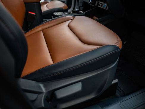 Certified 2024 Ford Maverick Lariat image 41