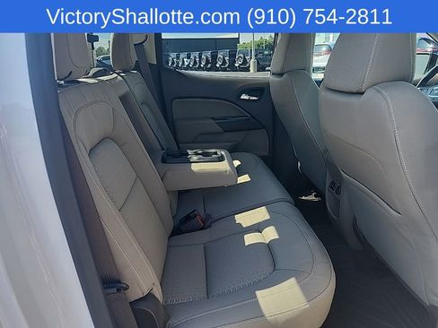 Used 2016 GMC Canyon SLE w/ SLE Convenience Package RWD image 32