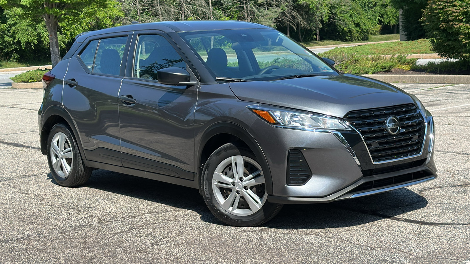 Certified 2021 Nissan Kicks S FWD image 1