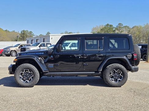 Used 2022 Jeep Wrangler Unlimited Rubicon 4xe w/ Cold Weather Group image 12