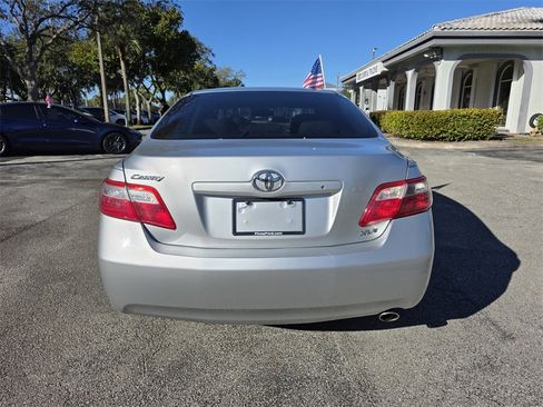 Used 2009 Toyota Camry image 5