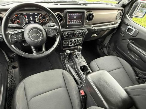 Used 2021 Jeep Wrangler Unlimited Sport AWD/4WD image 2