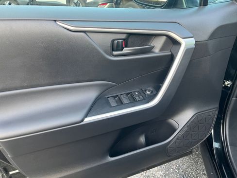 Used 2025 Toyota RAV4 LE image 20