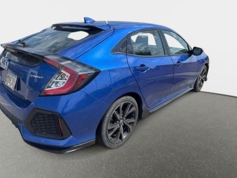 Used 2019 Honda Civic Sport image 9