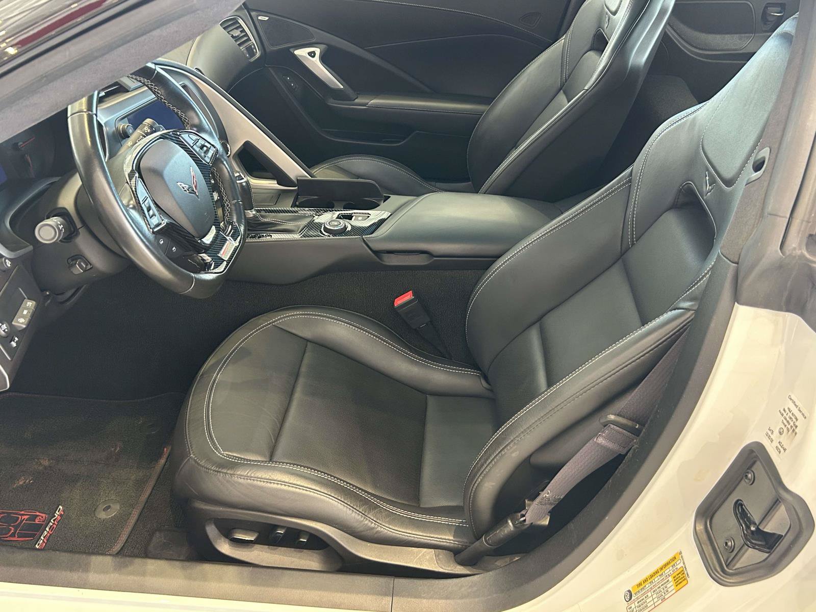 Used 2017 Chevrolet Corvette Grand Sport RWD image 18