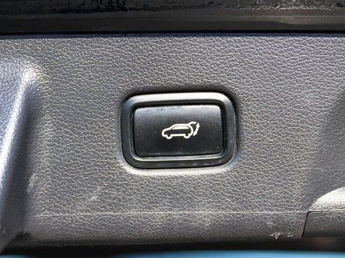 Used 2021 Hyundai Palisade Calligraphy image 9