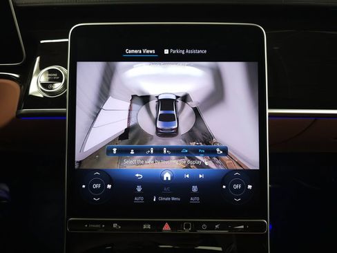 Certified 2024 Mercedes-Benz S 580 4MATIC Sedan image 21