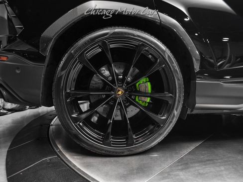 Used 2020 Lamborghini Urus image 54