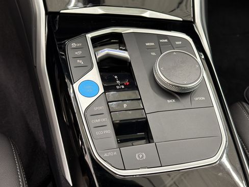 Used 2023 BMW i4 eDrive40 w/ Premium Package RWD image 16