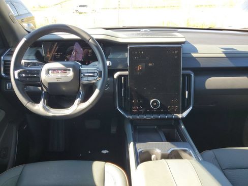 Used 2024 GMC Acadia AT4 w/ LPO, Floor Liner Package AWD/4WD image 17