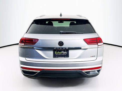Used 2022 Volkswagen Atlas Cross Sport SEL image 7