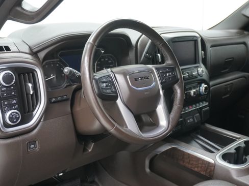 Used 2019 GMC Sierra 1500 Denali w/ Denali Ultimate Package AWD/4WD image 12