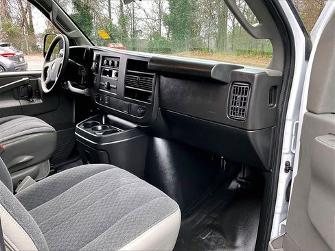 Certified 2023 Chevrolet Express 2500 w/ Driver Convenience Package image 24