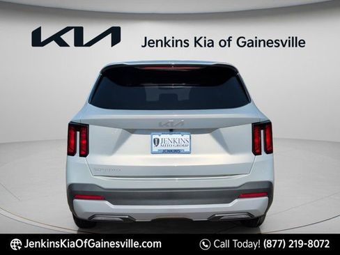 New 2026 Kia Sorento LX FWD image 6