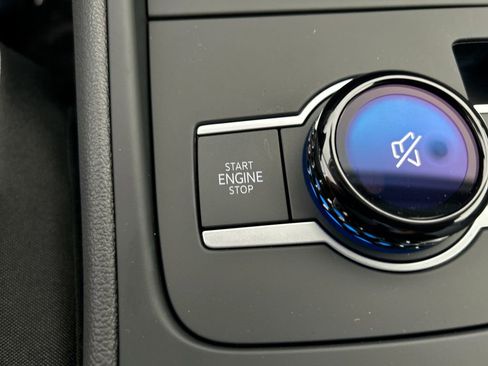 New 2026 Volkswagen Tiguan S FWD image 28