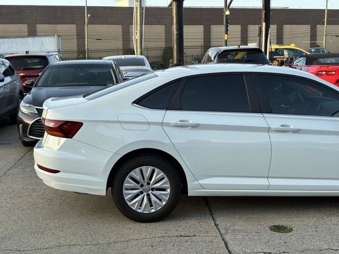 Used 2019 Volkswagen Jetta SE FWD image 6