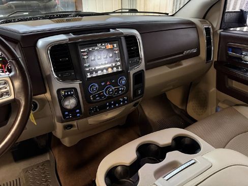 Used 2017 RAM 1500 Laramie AWD/4WD image 23