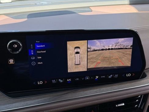 New 2026 Chevrolet Suburban High Country AWD/4WD image 14