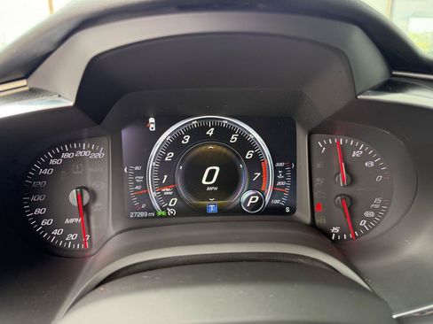 Used 2015 Chevrolet Corvette Z06 w/ Z07 Performance Package RWD image 21