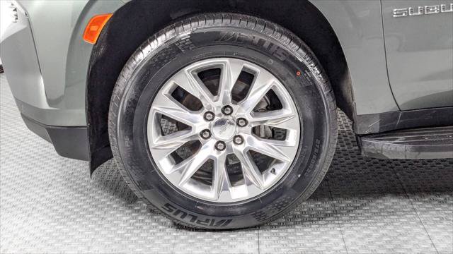 Used 2023 Chevrolet Suburban Premier AWD/4WD image 37