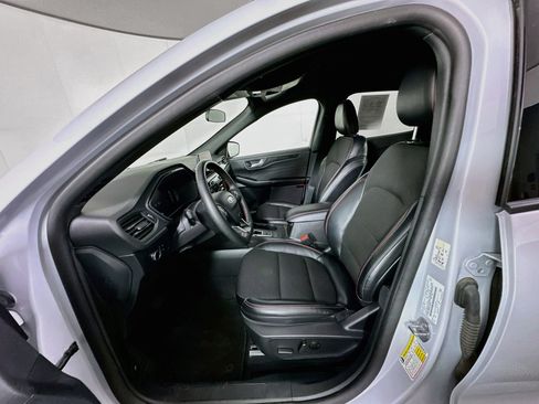 Used 2025 Ford Escape ST-Line FWD image 13