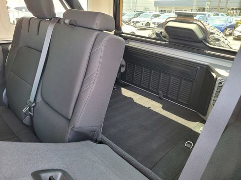 Used 2023 Jeep Wrangler Unlimited AWD/4WD image 14