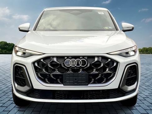 Used 2025 Audi Q5 Premium Plus AWD/4WD image 3