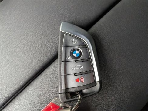 Used 2023 BMW X5 M50i w/ Executive Package image 32
