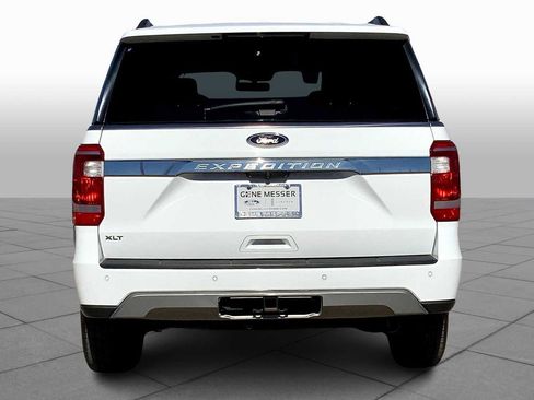 Used 2021 Ford Expedition XLT image 4