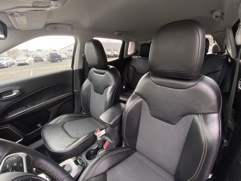 Used 2019 Jeep Compass Latitude image 26