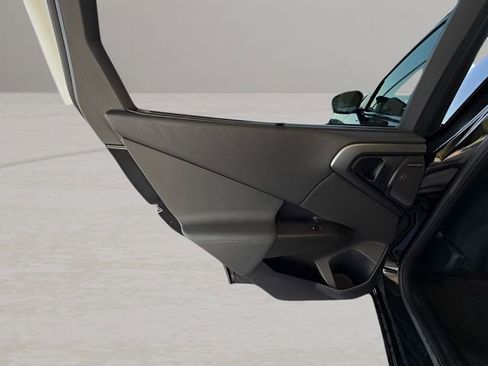 Used 2025 BMW X3 M50 w/ Premium Package image 33