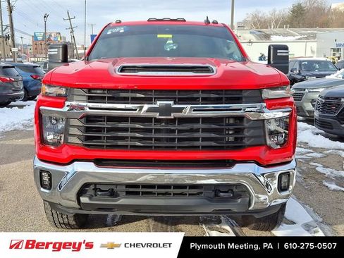 Certified 2025 Chevrolet Silverado 2500 LT w/ Leather Package image 3