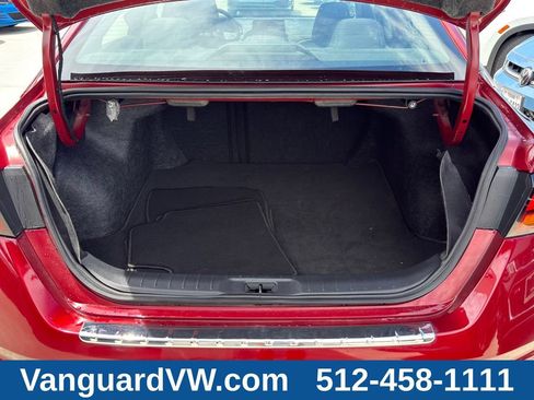 Used 2023 Nissan Altima 2.5 SV FWD image 9