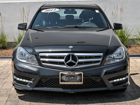 Used 2013 Mercedes-Benz C 300 4MATIC Sedan image 4